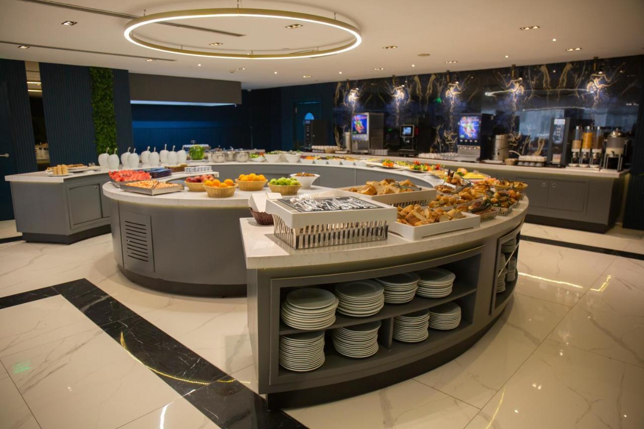 Nova Plaza Crystal Hotel & Spa Istanbul Bagian luar foto