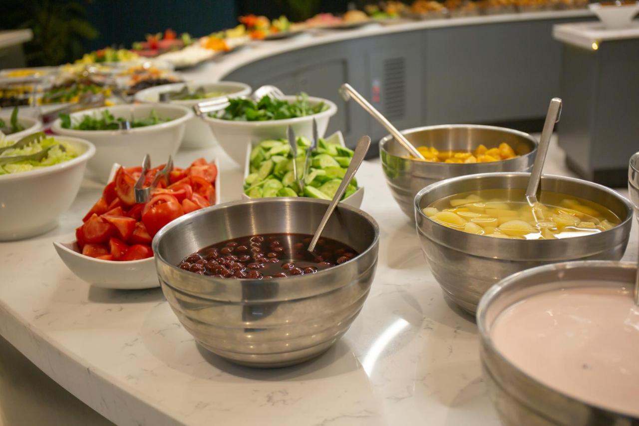 Nova Plaza Crystal Hotel & Spa Istanbul Bagian luar foto