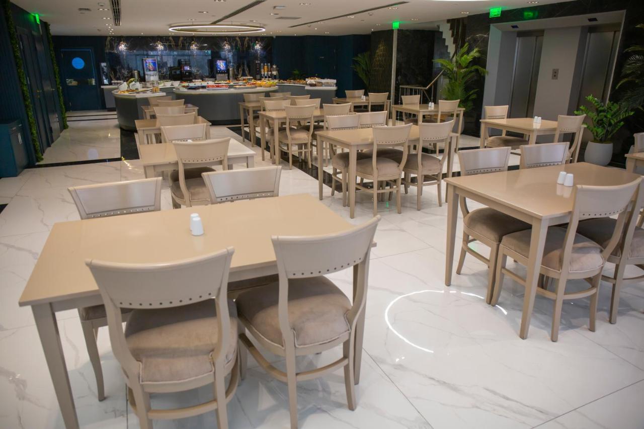 Nova Plaza Crystal Hotel & Spa Istanbul Bagian luar foto