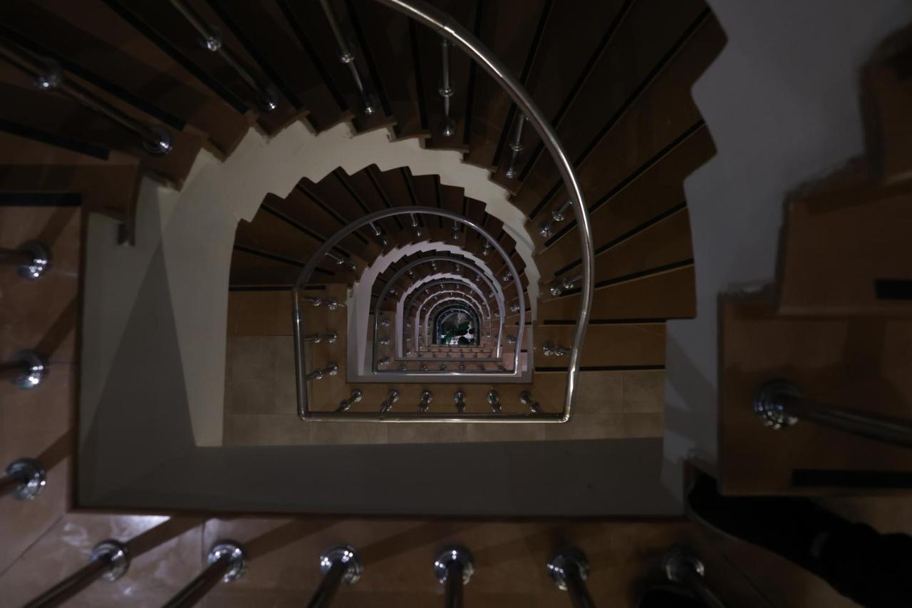 Nova Plaza Crystal Hotel & Spa Istanbul Bagian luar foto