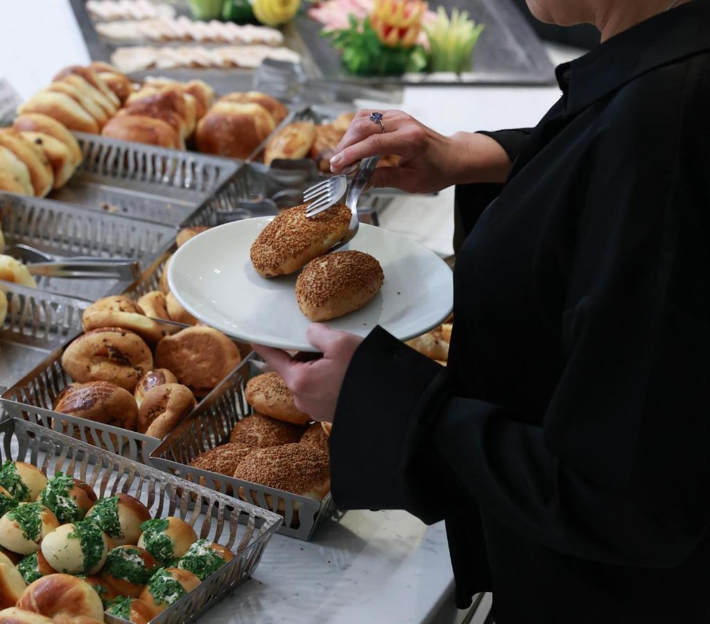 Nova Plaza Crystal Hotel & Spa Istanbul Bagian luar foto