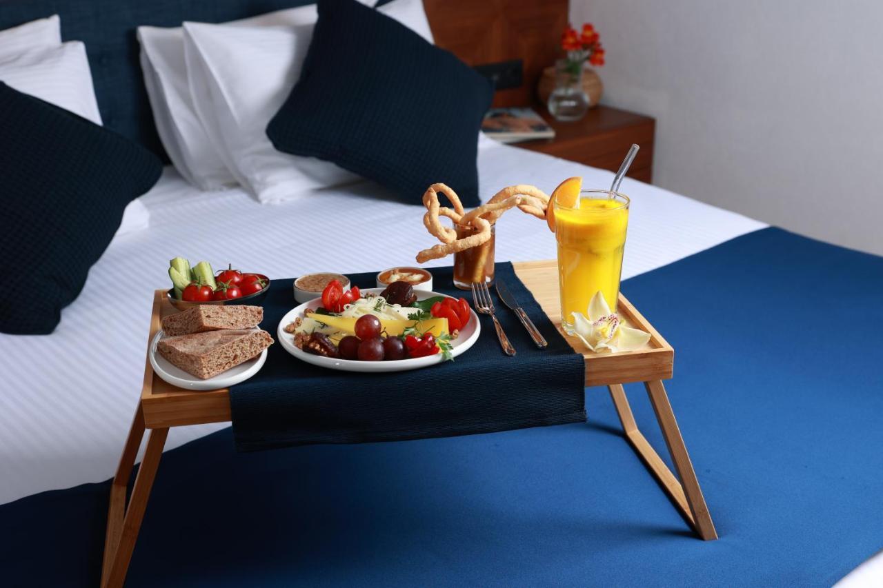 Nova Plaza Crystal Hotel & Spa Istanbul Bagian luar foto
