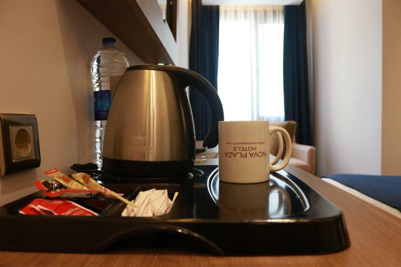 Nova Plaza Crystal Hotel & Spa Istanbul Bagian luar foto