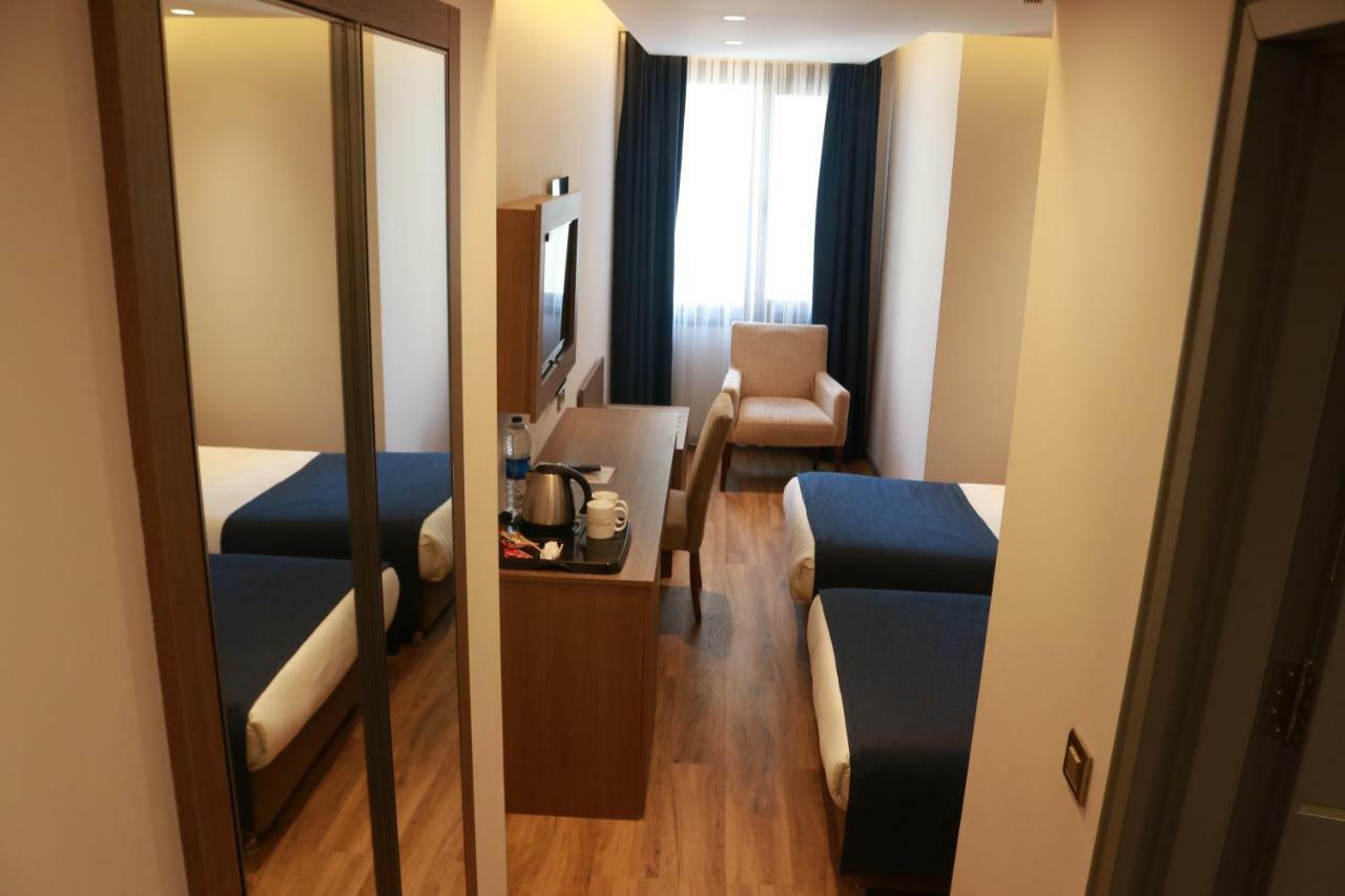 Nova Plaza Crystal Hotel & Spa Istanbul Bagian luar foto